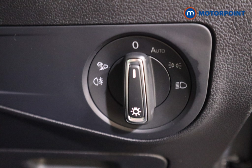 Volkswagen Tiguan R-Line Automatic Petrol Plug-In Hybrid SUV - Stock Number (1574307) - 9th supplementary image