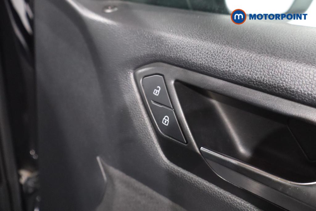 Volkswagen T-Roc Black Edition Manual Petrol SUV - Stock Number (1574639) - 14th supplementary image