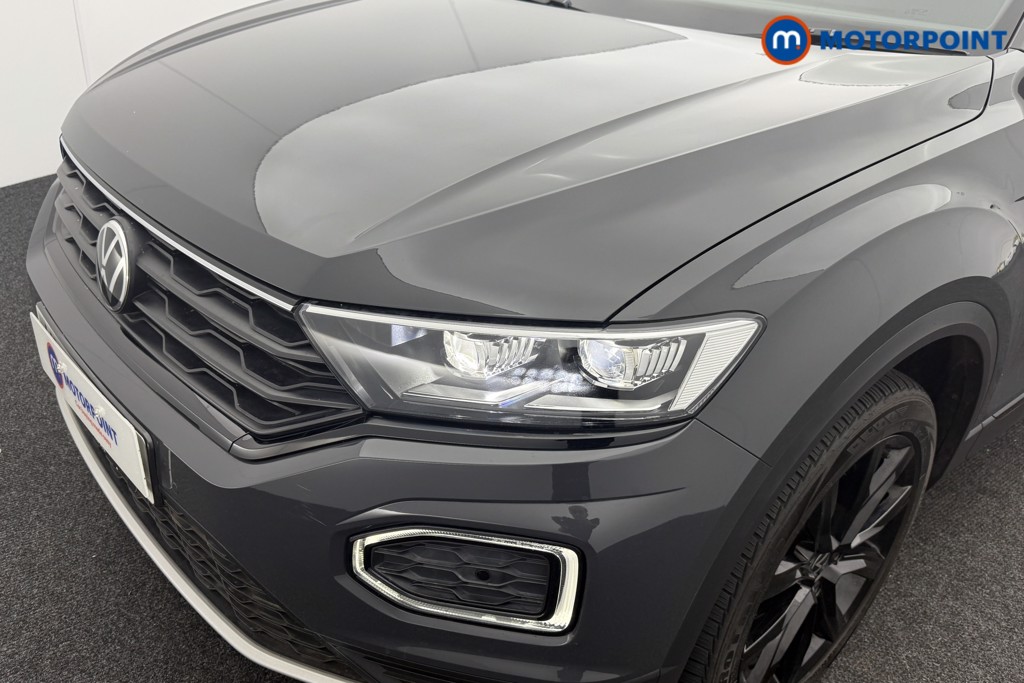 Volkswagen T-Roc Black Edition Manual Petrol SUV - Stock Number (1574640) - 15th supplementary image