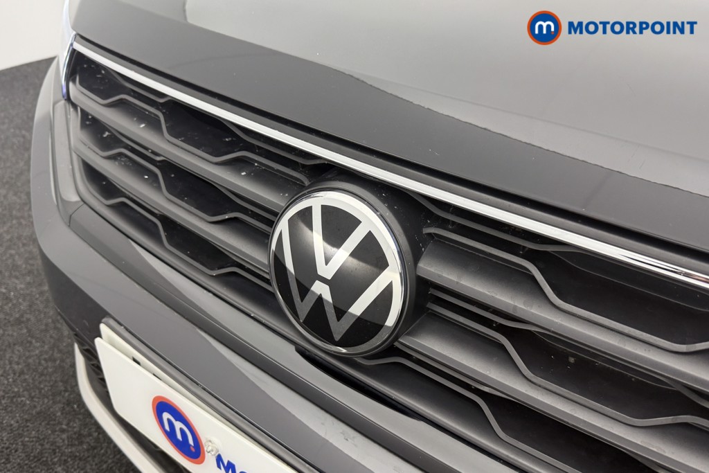 Volkswagen T-Roc Black Edition Manual Petrol SUV - Stock Number (1574640) - 16th supplementary image