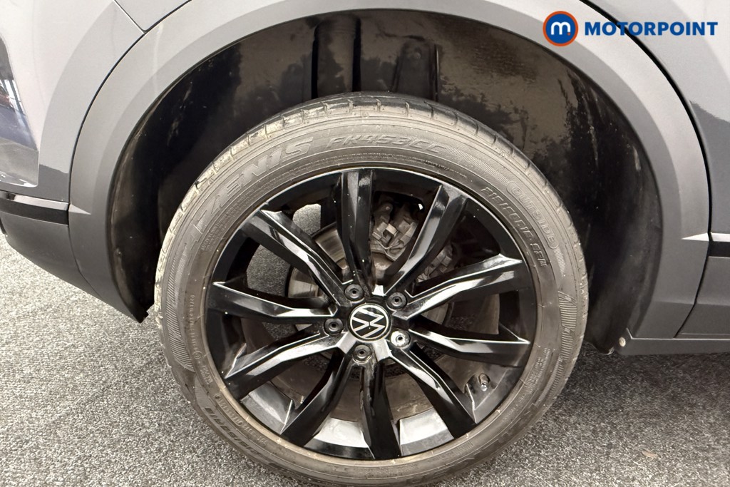 Volkswagen T-Roc Black Edition Manual Petrol SUV - Stock Number (1574640) - 29th supplementary image