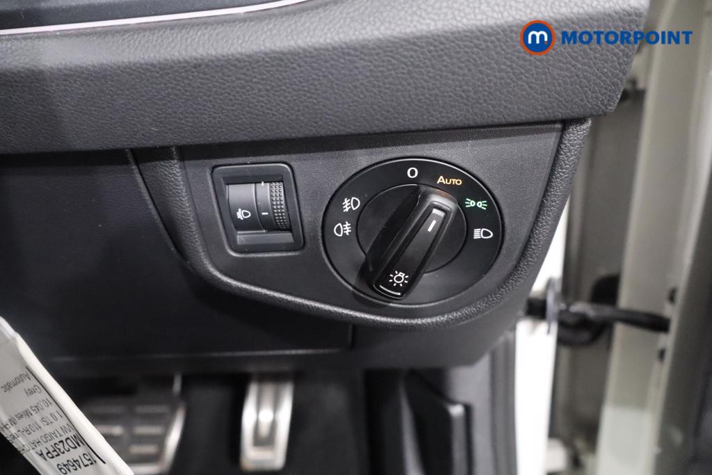 Volkswagen Taigo R-Line Automatic Petrol SUV - Stock Number (1574649) - 11th supplementary image