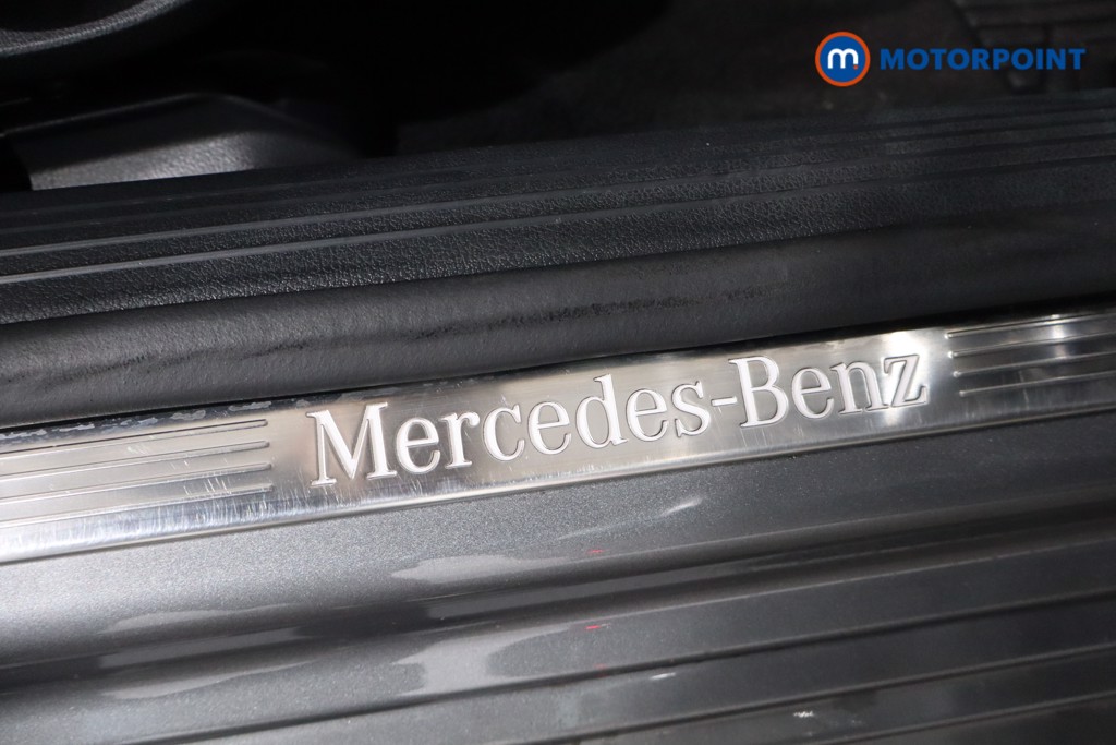 Mercedes-Benz A Class Amg Line Manual Petrol Saloon - Stock Number (1574878) - 22nd supplementary image
