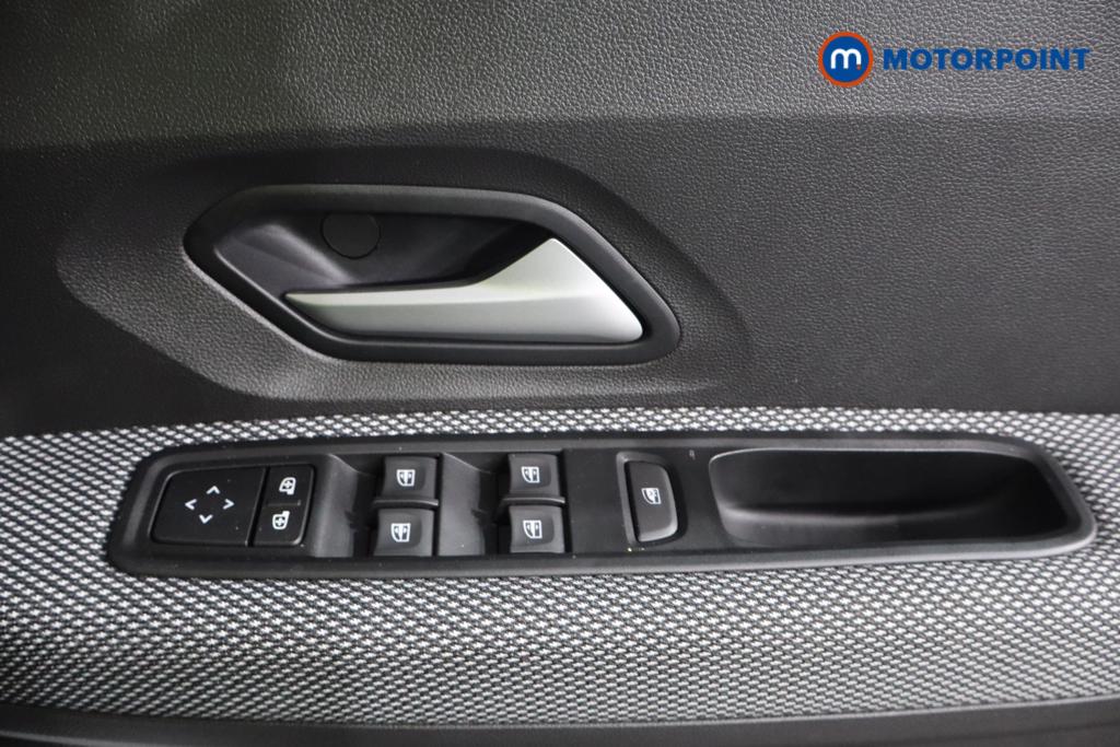 Dacia Sandero Expression Manual Petrol Hatchback - Stock Number (1575323) - 13th supplementary image