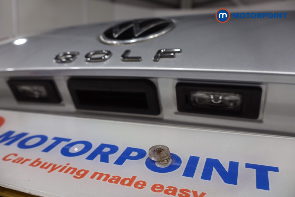 Volkswagen Golf R-Line Automatic Petrol Estate - Stock Number (1575467) - 35th supplementary image