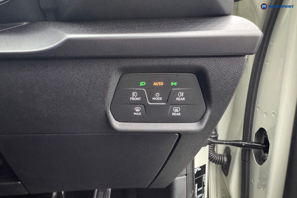 Cupra Leon V2 Automatic Petrol Hatchback - Stock Number (1575496) - 15th supplementary image