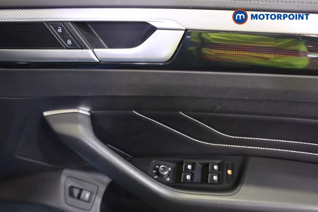 Volkswagen Arteon R-Line Automatic Petrol Hatchback - Stock Number (1575745) - 8th supplementary image