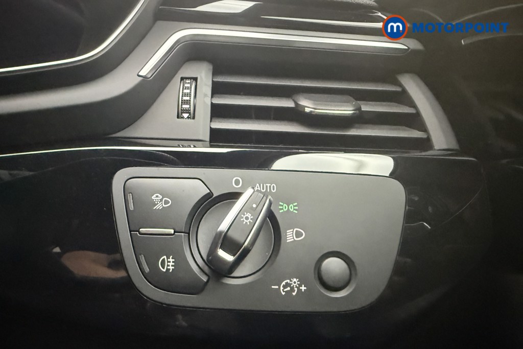 Audi A4 Black Edition Automatic Petrol Saloon - Stock Number (1575910) - 17th supplementary image