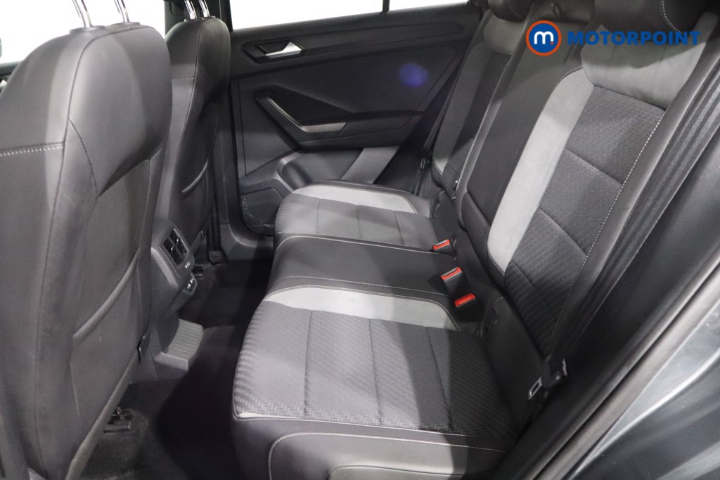 Volkswagen T-Roc R-Line Automatic Petrol SUV - Stock Number (1575936) - 5th supplementary image