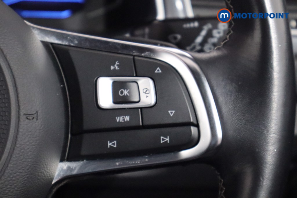 Volkswagen T-Roc R-Line Automatic Petrol SUV - Stock Number (1575936) - 8th supplementary image