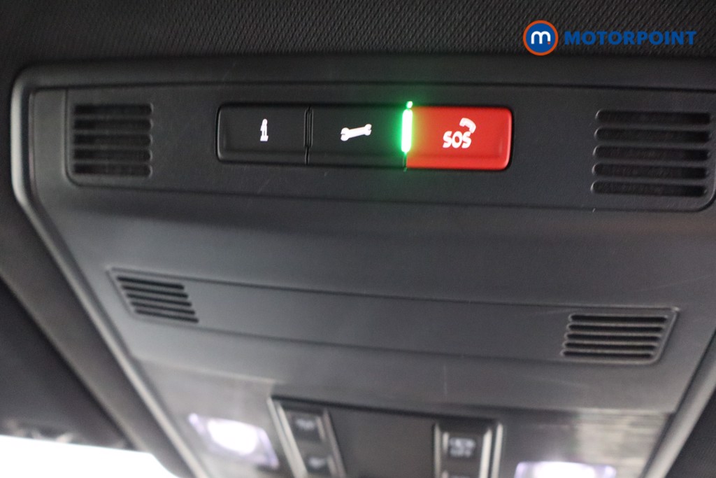 Volkswagen T-Roc R-Line Automatic Petrol SUV - Stock Number (1575936) - 18th supplementary image