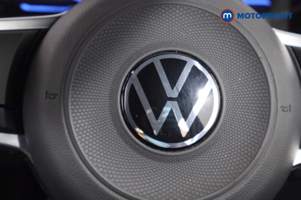 Volkswagen T-Roc R-Line Automatic Petrol SUV - Stock Number (1575936) - 19th supplementary image