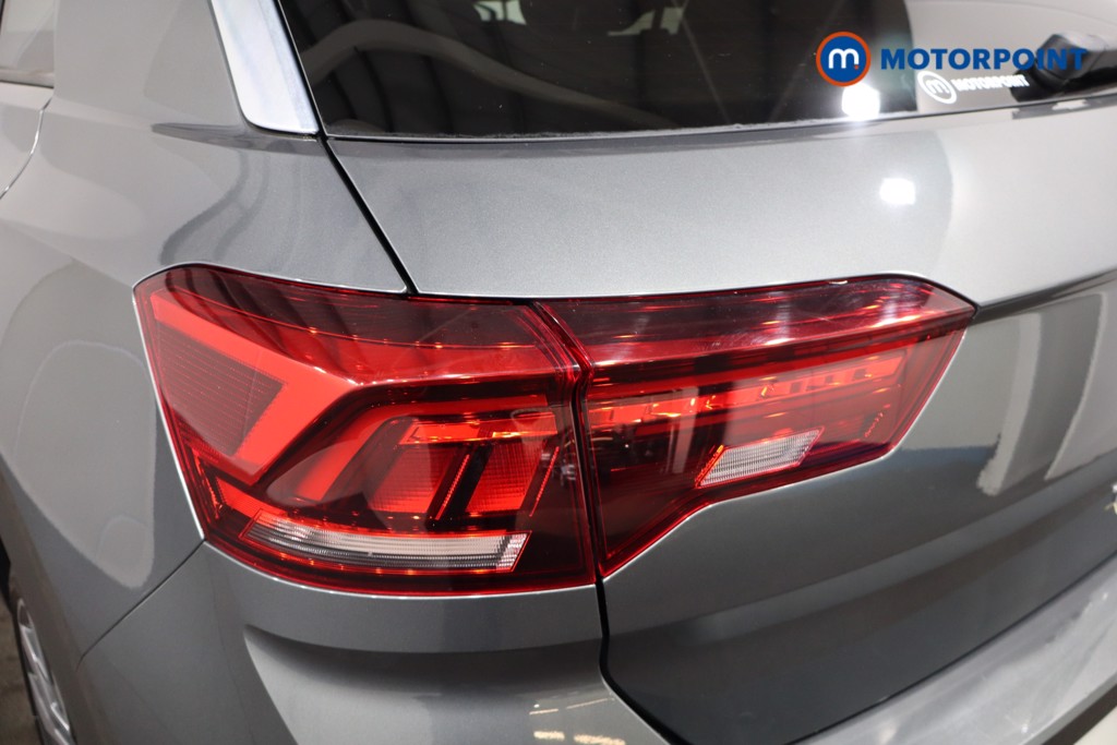 Volkswagen T-Roc R-Line Automatic Petrol SUV - Stock Number (1575936) - 35th supplementary image