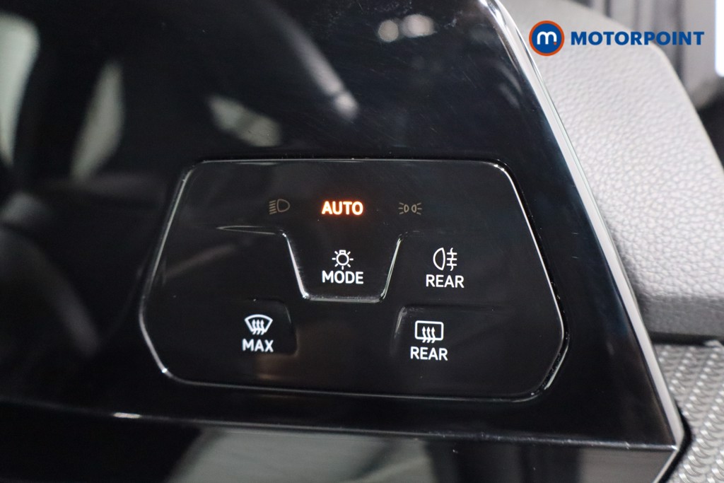 Volkswagen Golf R-Line Manual Petrol Hatchback - Stock Number (1575990) - 20th supplementary image