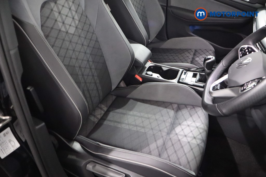Volkswagen Golf R-Line Manual Petrol Hatchback - Stock Number (1575990) - 24th supplementary image