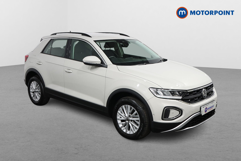 Volkswagen T-Roc Life Manual Petrol SUV - Stock Number (1576014) - Drivers side front corner