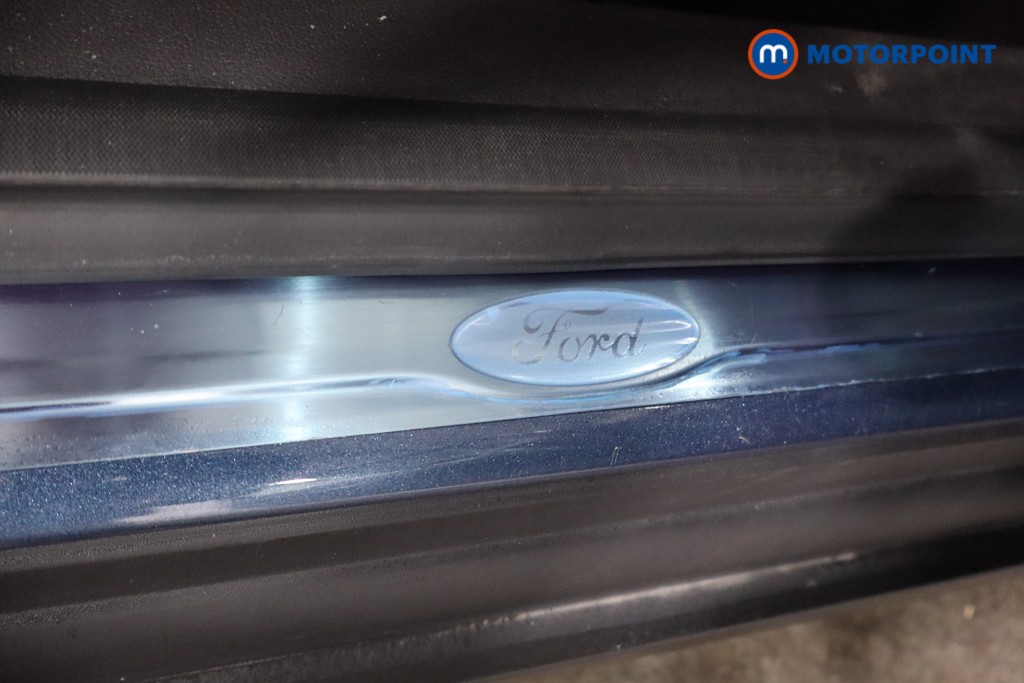 Ford C-Max Titanium Automatic Petrol People Carrier - Stock Number (1576018) - 21st supplementary image