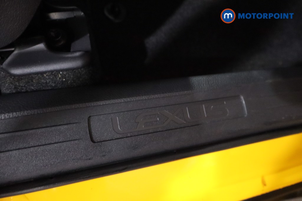Lexus LBX Urban Automatic Petrol-Electric Hybrid SUV - Stock Number (1576625) - 20th supplementary image