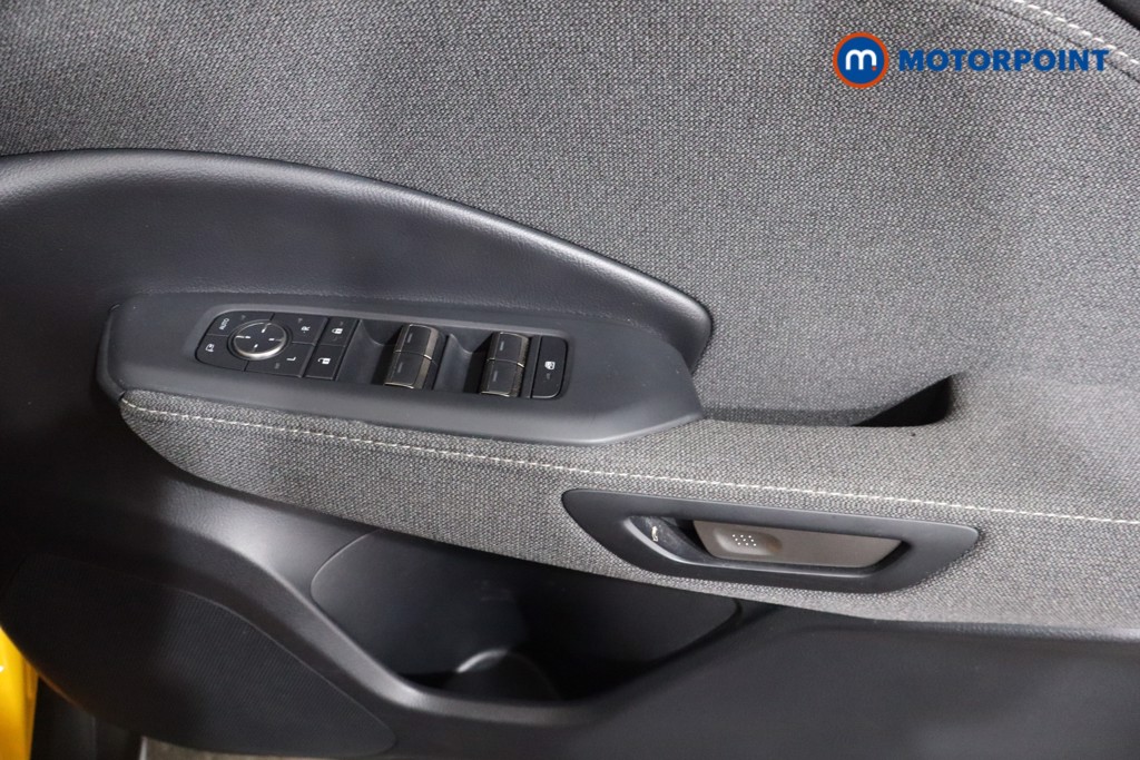 Lexus LBX Urban Automatic Petrol-Electric Hybrid SUV - Stock Number (1576625) - 21st supplementary image