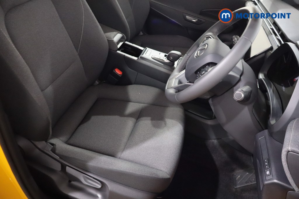 Lexus LBX Urban Automatic Petrol-Electric Hybrid SUV - Stock Number (1576625) - 23rd supplementary image