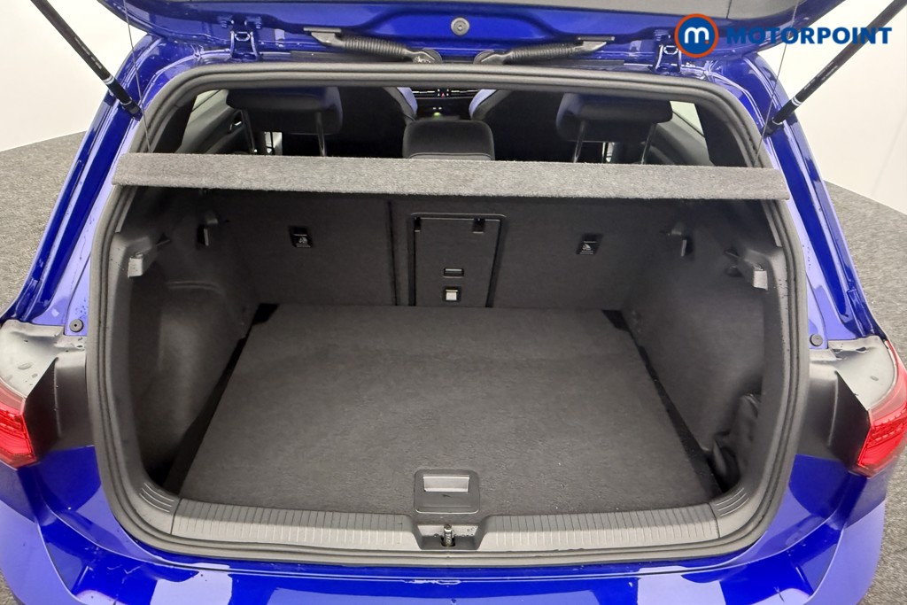 Volkswagen Golf R Automatic Petrol Hatchback - Stock Number (1577327) - 28th supplementary image