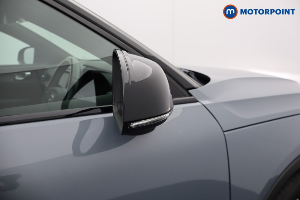 Volvo Xc40 R Design Manual Petrol SUV - Stock Number (1555069) - 16th supplementary image