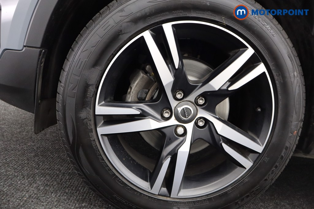 Volvo Xc40 R Design Manual Petrol SUV - Stock Number (1555069) - 28th supplementary image