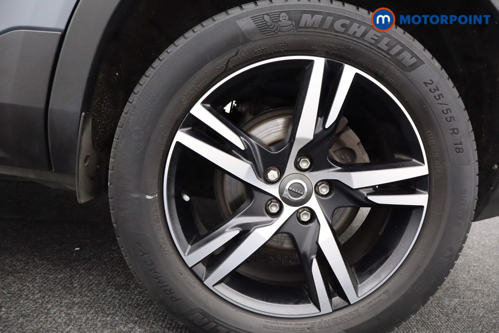 Volvo Xc40 R Design Manual Petrol SUV - Stock Number (1555069) - 29th supplementary image