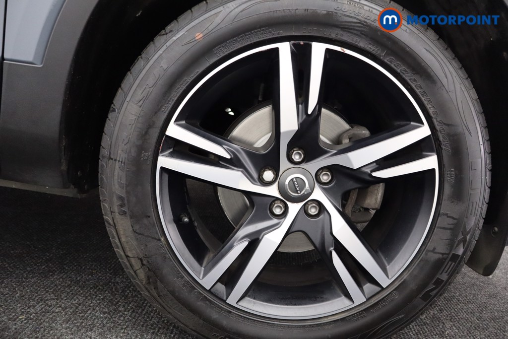 Volvo Xc40 R Design Manual Petrol SUV - Stock Number (1555069) - 31st supplementary image