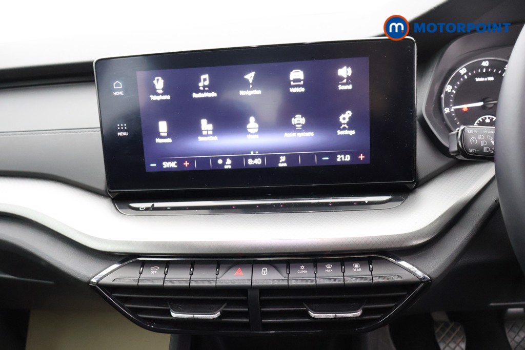 Skoda Octavia SE Manual Petrol Hatchback - Stock Number (1555651) - 5th supplementary image