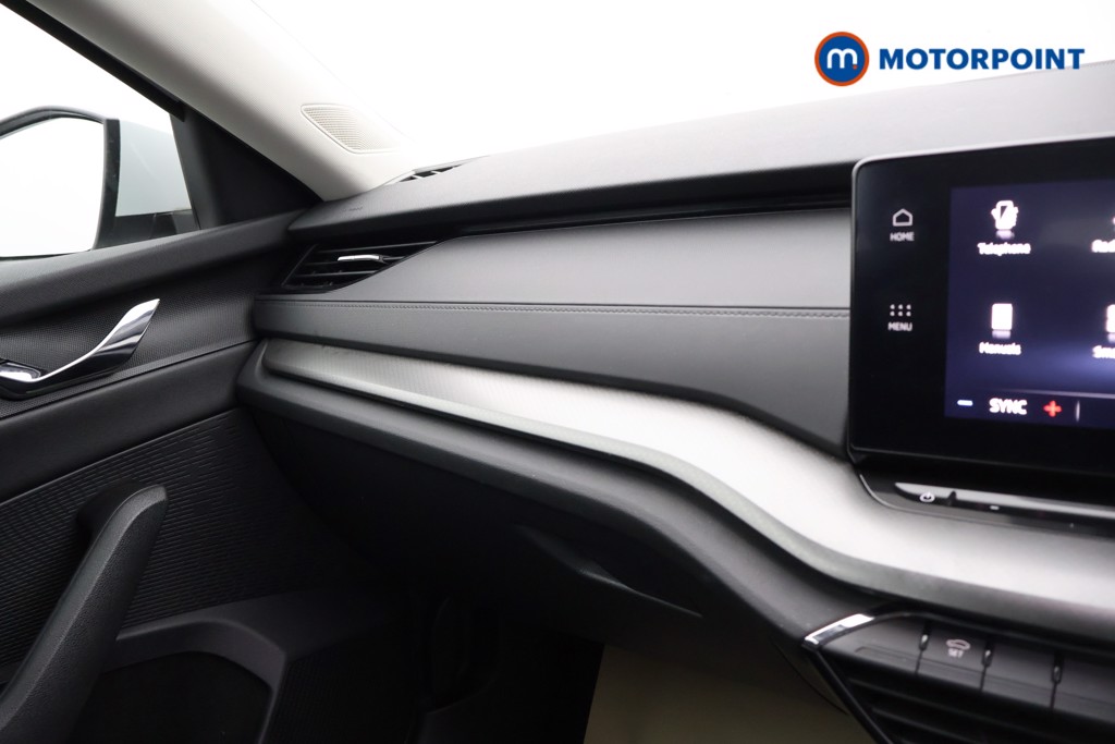 Skoda Octavia SE Manual Petrol Hatchback - Stock Number (1555651) - 7th supplementary image