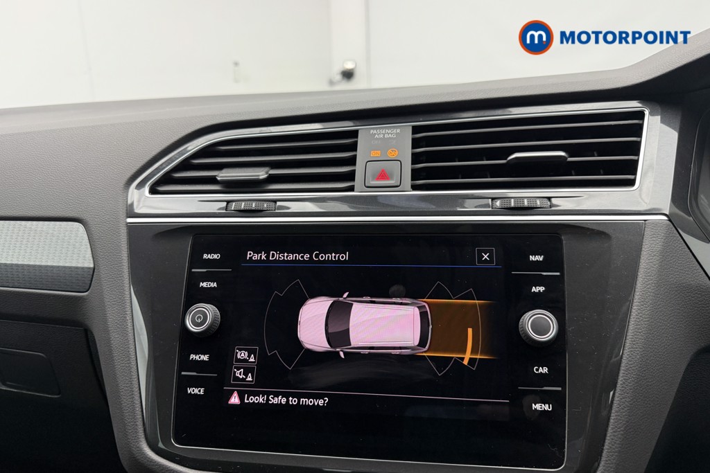 Volkswagen Tiguan Life Automatic Petrol SUV - Stock Number (1555696) - 8th supplementary image