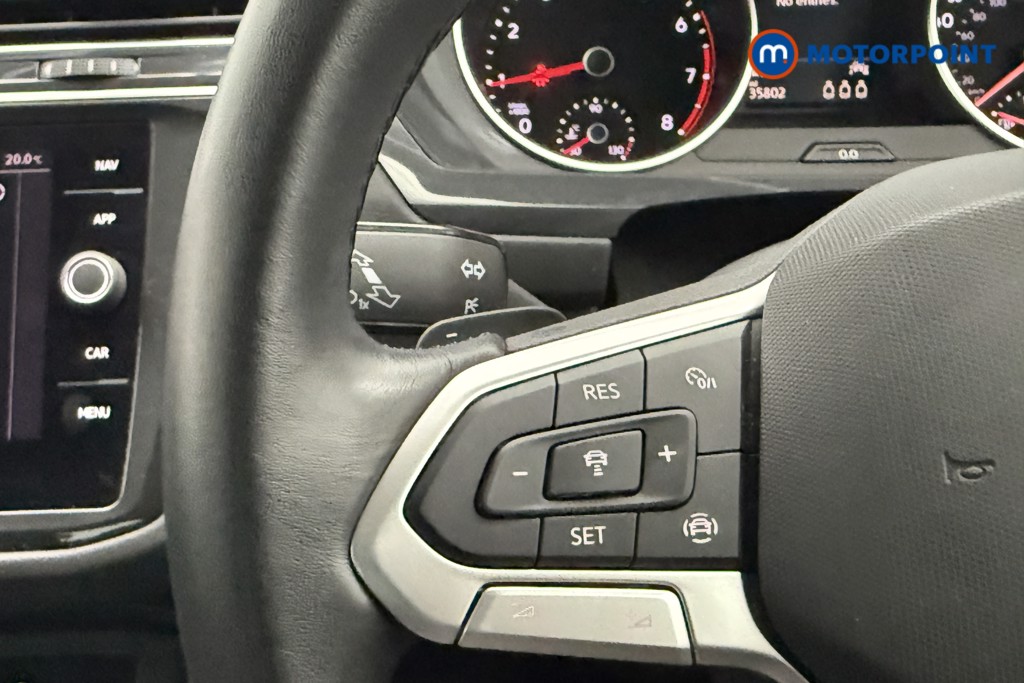 Volkswagen Tiguan Life Automatic Petrol SUV - Stock Number (1555696) - 12th supplementary image