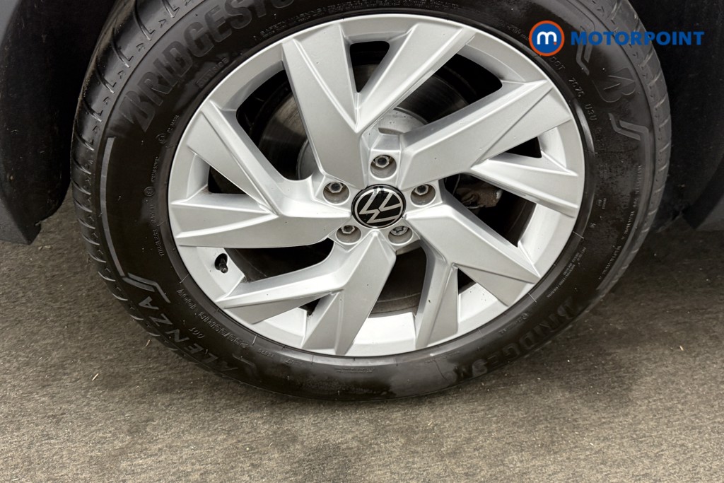 Volkswagen Tiguan Life Automatic Petrol SUV - Stock Number (1555696) - 18th supplementary image