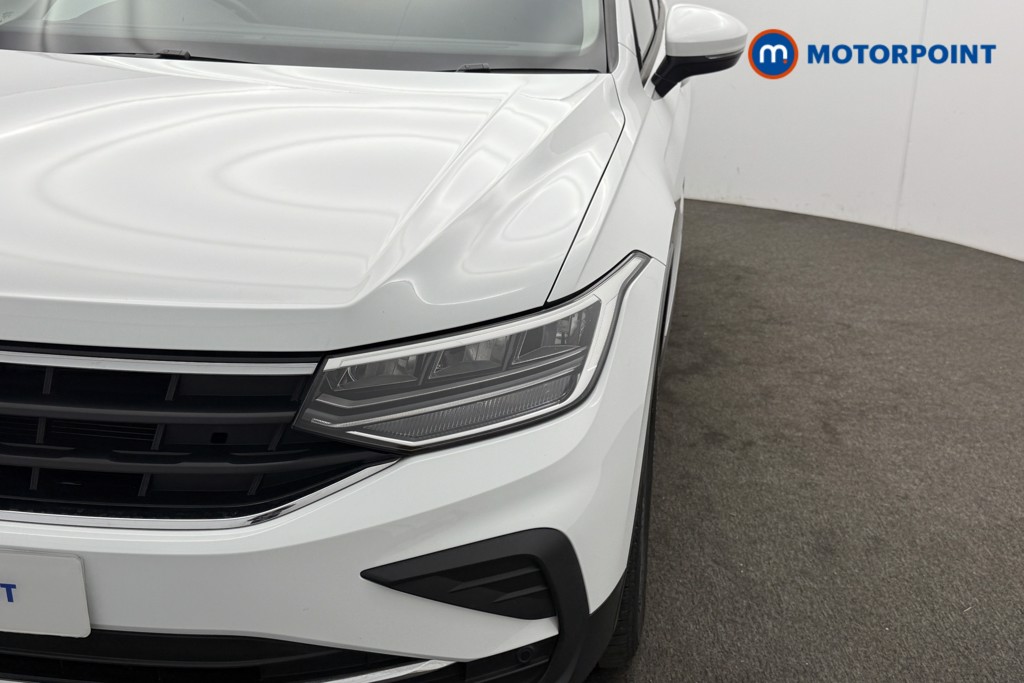 Volkswagen Tiguan Life Automatic Petrol SUV - Stock Number (1555696) - 22nd supplementary image