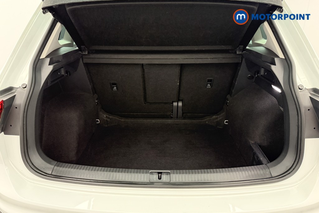 Volkswagen Tiguan Life Automatic Petrol SUV - Stock Number (1555696) - 28th supplementary image