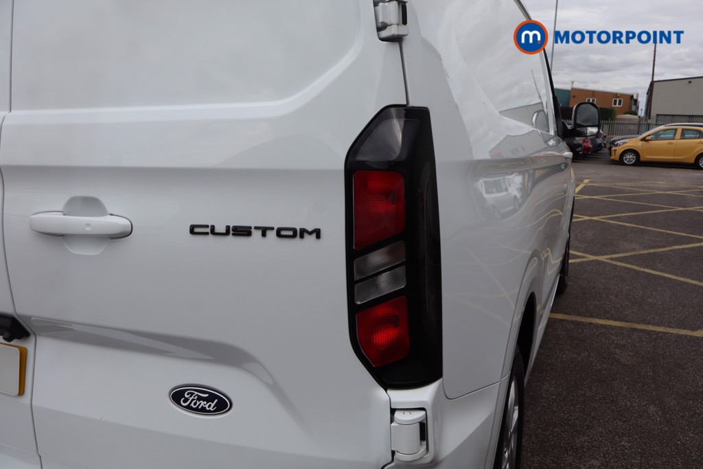 Ford Transit Custom Limited Manual Diesel Panel Van - Stock Number (1556938) - 34th supplementary image