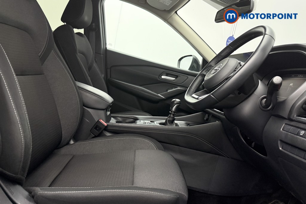 Nissan Qashqai N-Connecta Manual Petrol SUV - Stock Number (1558609) - 8th supplementary image