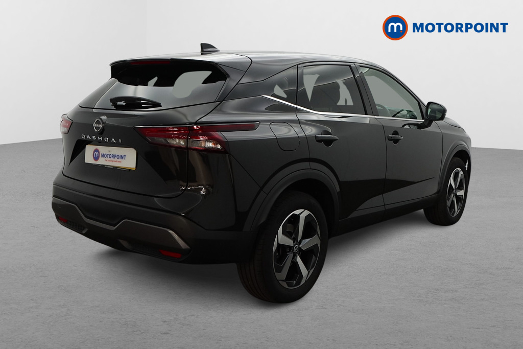 Nissan Qashqai N-Connecta Manual Petrol SUV - Stock Number (1558609) - Drivers side rear corner