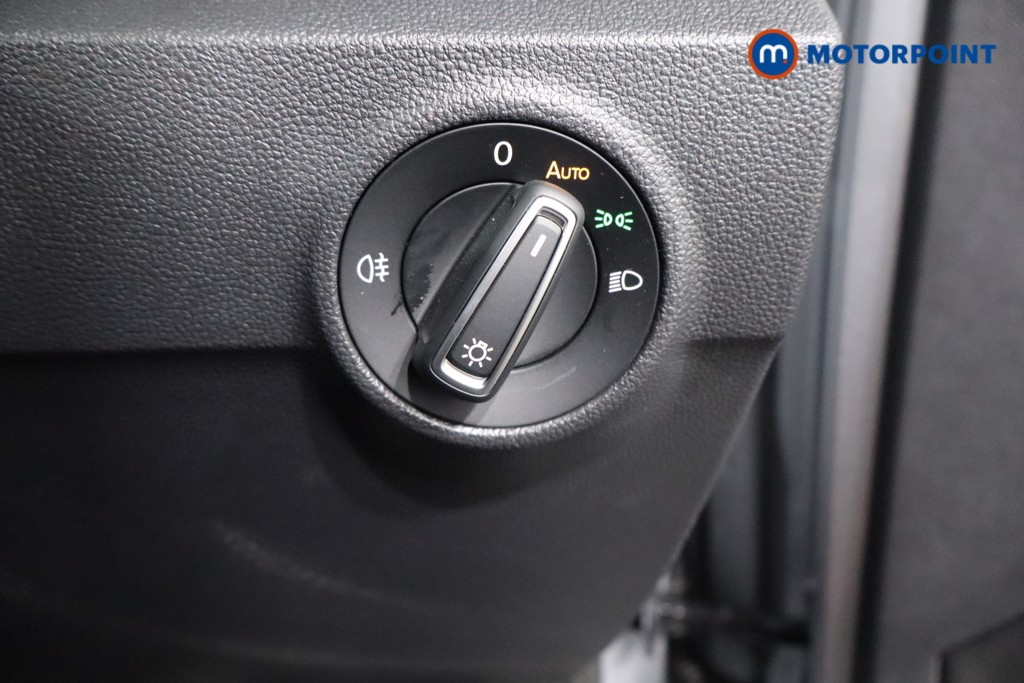 Volkswagen T-Roc R-Line Automatic Petrol SUV - Stock Number (1560290) - 19th supplementary image