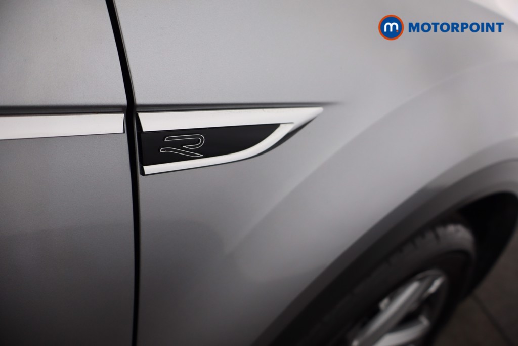 Volkswagen T-Roc R-Line Automatic Petrol SUV - Stock Number (1560290) - 32nd supplementary image