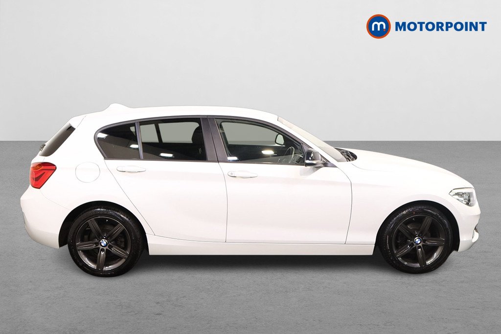 BMW 1 Series Sport Manual Petrol Hatchback - Stock Number (1561786) - Drivers side