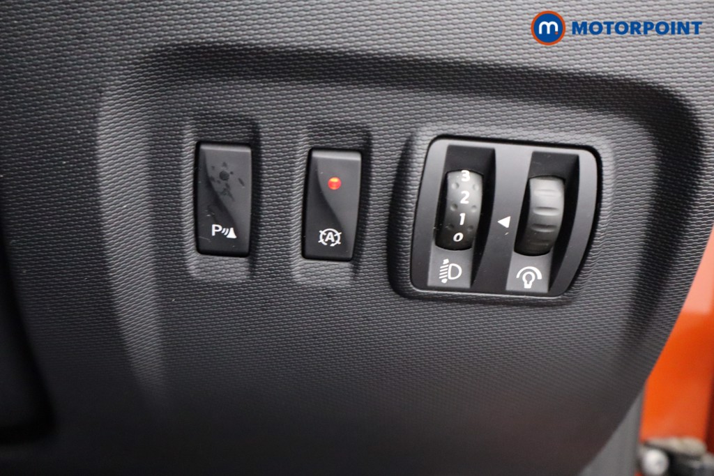 Renault Captur Dynamique S Nav Manual Petrol SUV - Stock Number (1565453) - 16th supplementary image