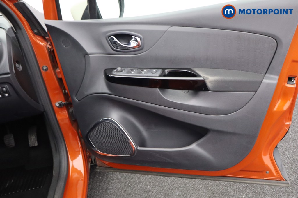 Renault Captur Dynamique S Nav Manual Petrol SUV - Stock Number (1565453) - 18th supplementary image
