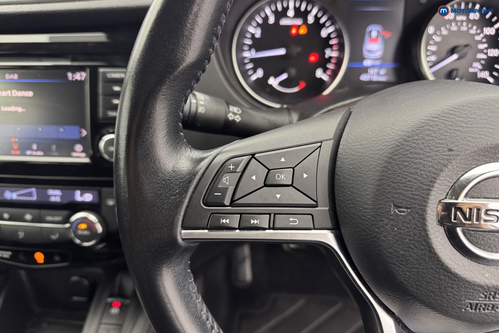 Nissan Qashqai Acenta Premium Manual Petrol SUV - Stock Number (1566979) - 12th supplementary image