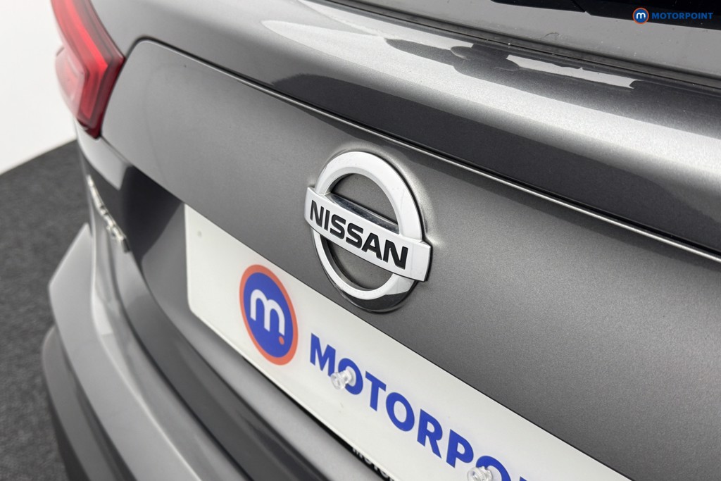 Nissan Qashqai Acenta Premium Manual Petrol SUV - Stock Number (1566979) - 18th supplementary image