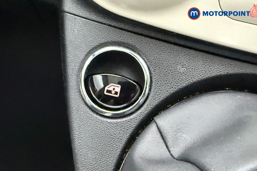 Fiat 500 Dolcevita Manual Petrol-Electric Hybrid Hatchback - Stock Number (1567143) - 9th supplementary image