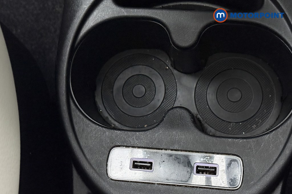 Fiat 500 Dolcevita Manual Petrol-Electric Hybrid Hatchback - Stock Number (1567143) - 11th supplementary image