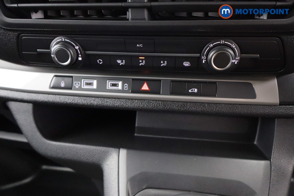 Vauxhall Vivaro PRO Manual Diesel Panel Van - Stock Number (1567147) - 9th supplementary image