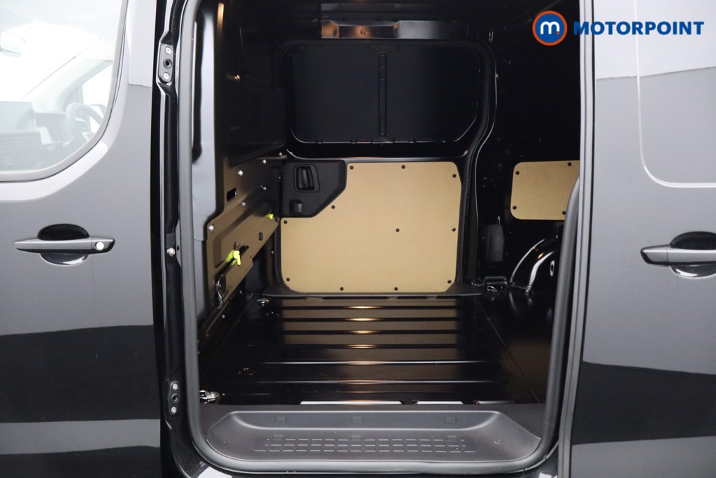 Vauxhall Vivaro PRO Manual Diesel Panel Van - Stock Number (1567147) - 17th supplementary image